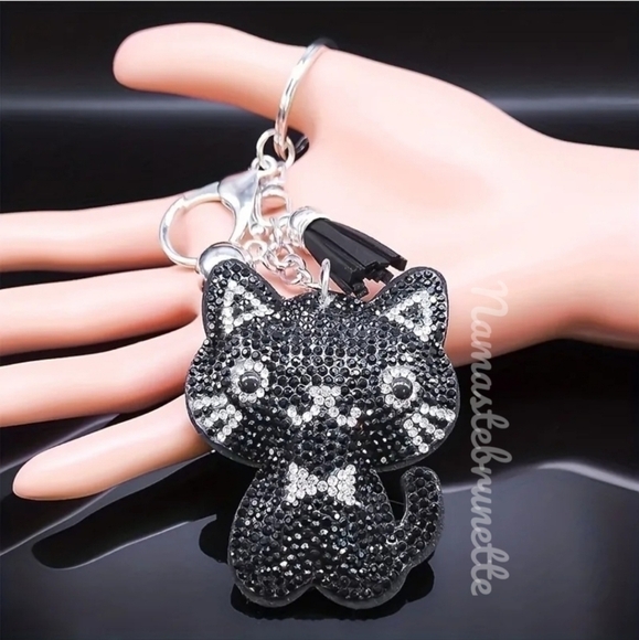 Kitty Cat Crystal Rhinestone Keychain Bag Charm With Black Tassel - Picture 3 of 11